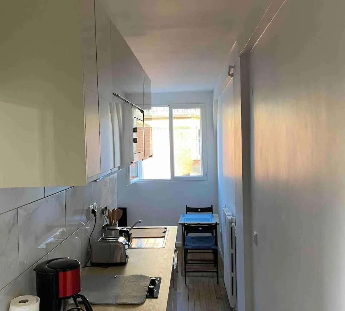 Paris Apartment With Room Near Tour Eiffel 0*,  France